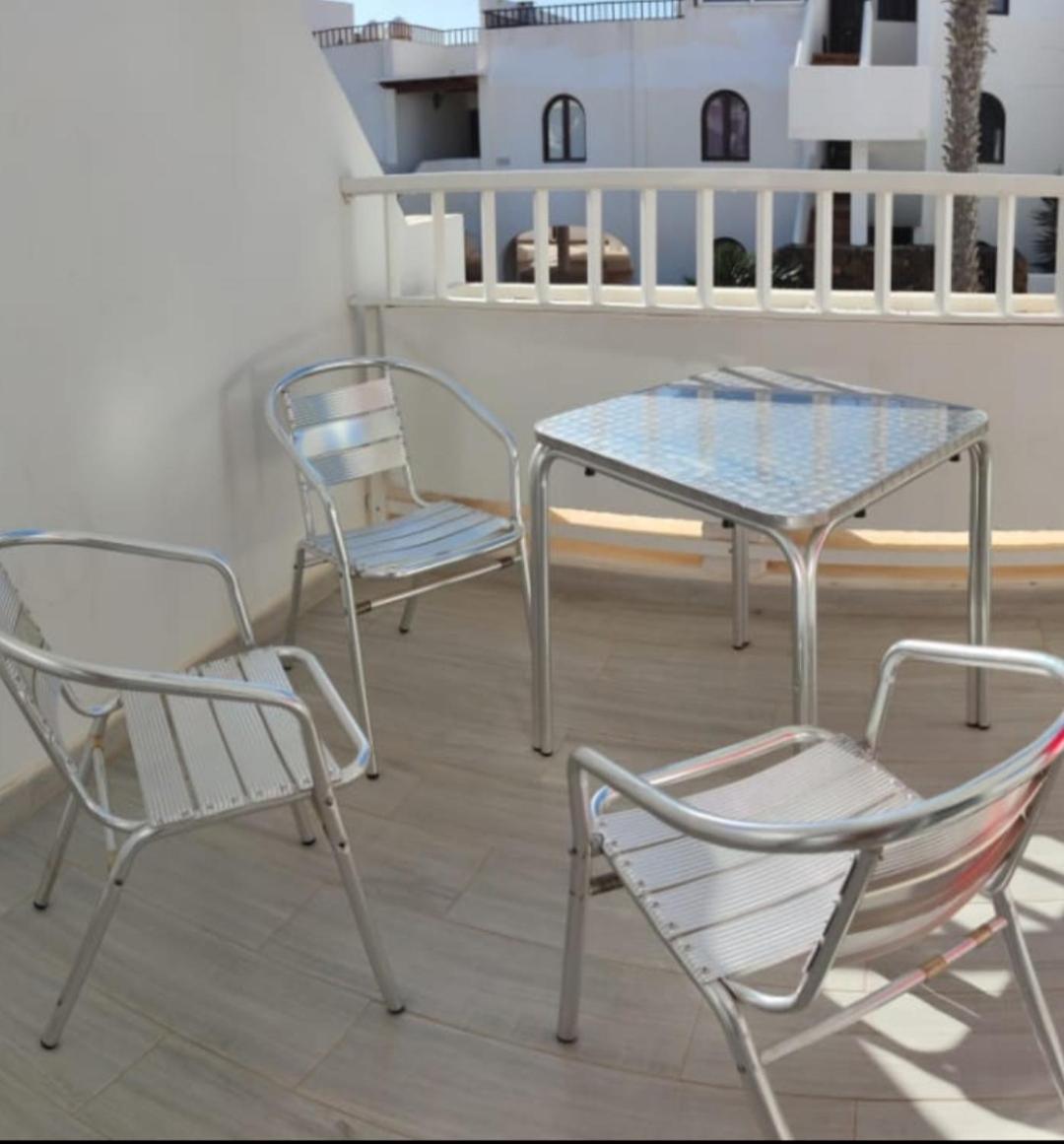 Pistachio Apartment Lanzarote Apartment Коста-Тегисе Экстерьер фото