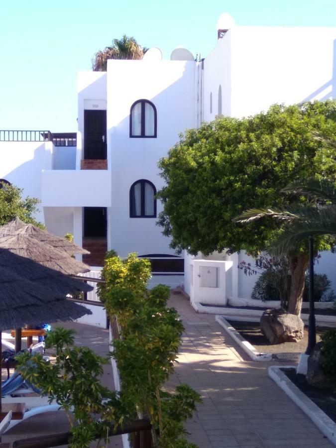 Pistachio Apartment Lanzarote Apartment Коста-Тегисе Экстерьер фото