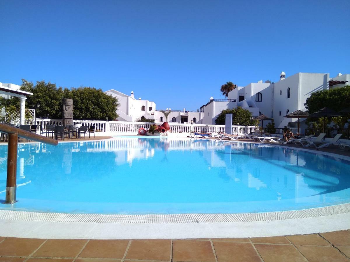 Pistachio Apartment Lanzarote Apartment Коста-Тегисе Экстерьер фото